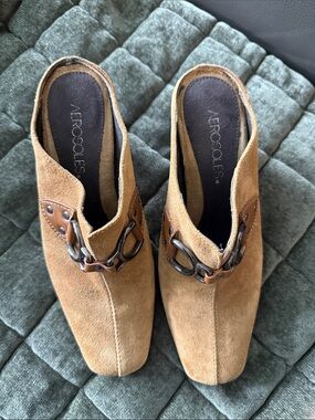 AEROSOLES Tan Suede Slip-On Loafers with Metal Horsebit